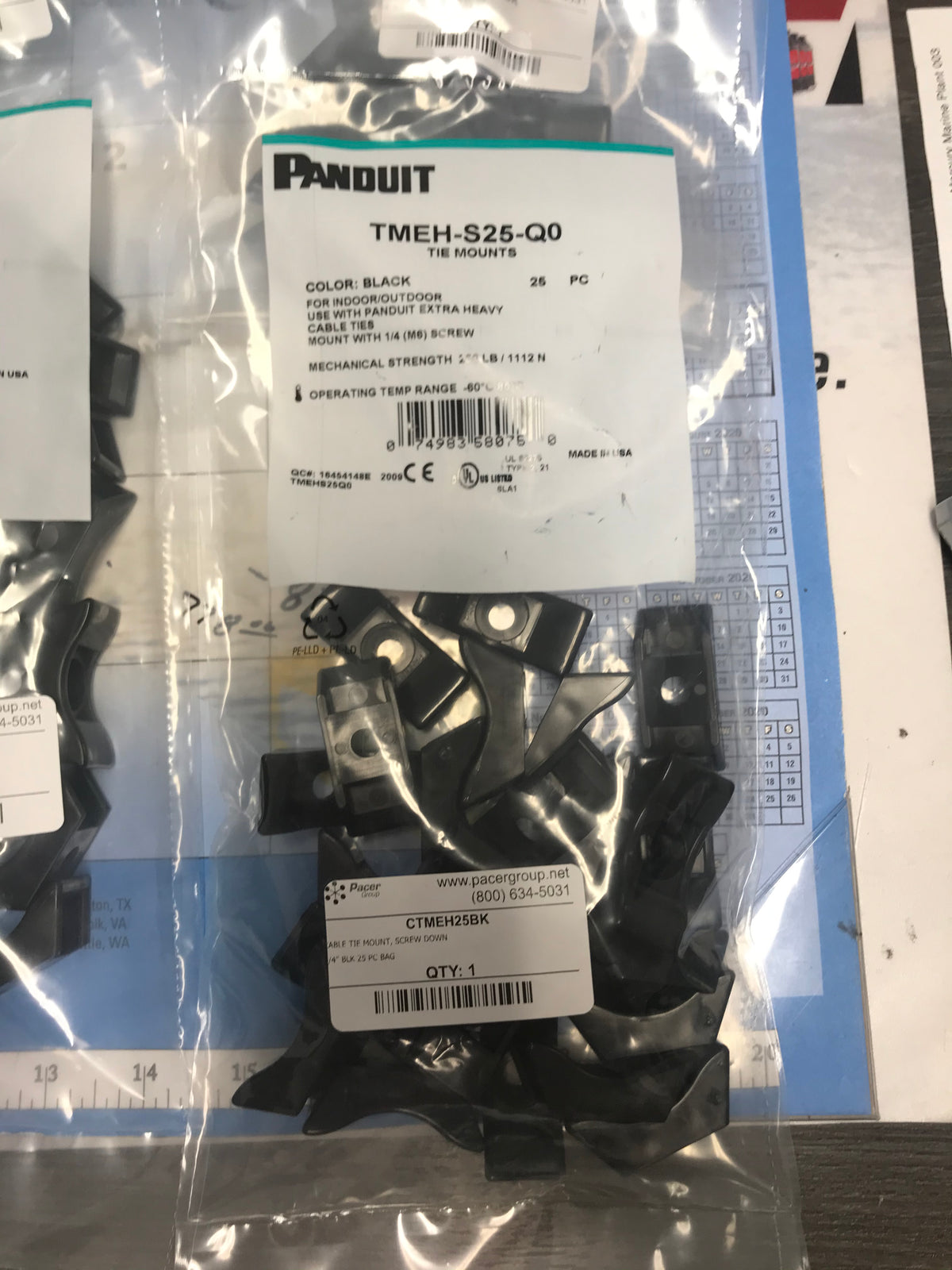 CTMEH25BK TMEH-S25-Q0 CABLE TIE MOUNT SCREW Bag x 25/355F -Modern Boat Sales & Service