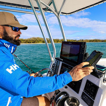 Scanstrut SCCW05G IPX6 Edge 15W Waterproof Wireless Charging -Modern Boat Sales & Service