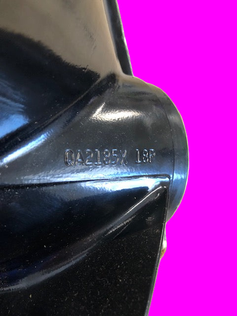 * USED QA2185X Diamond 4 Propeller / PS -Modern Boat Sales & Service