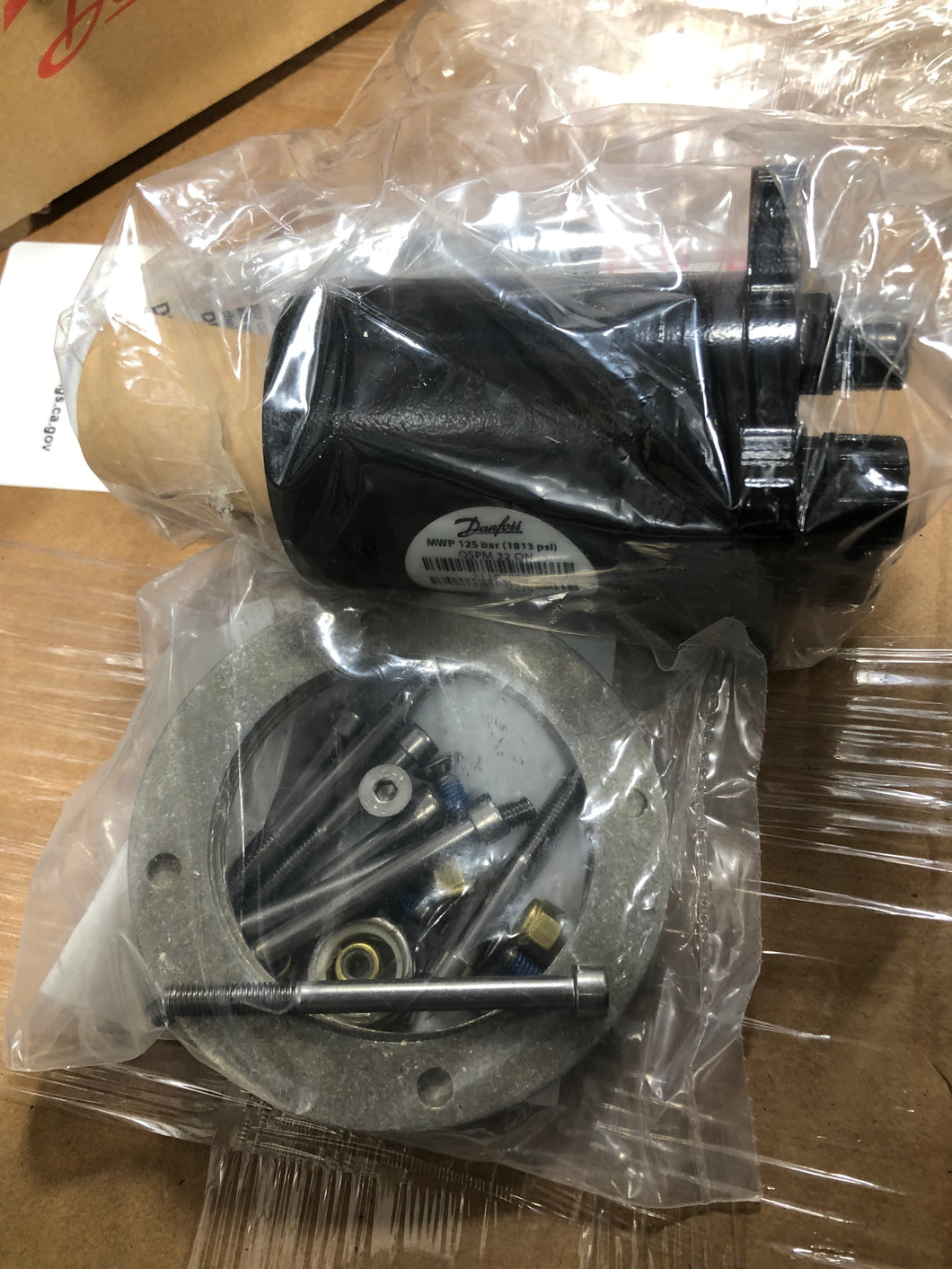 8M0240079 SS 8M0137439 Mercury Marine Helm kit std 32cm/I1 -Modern Boat Sales & Service