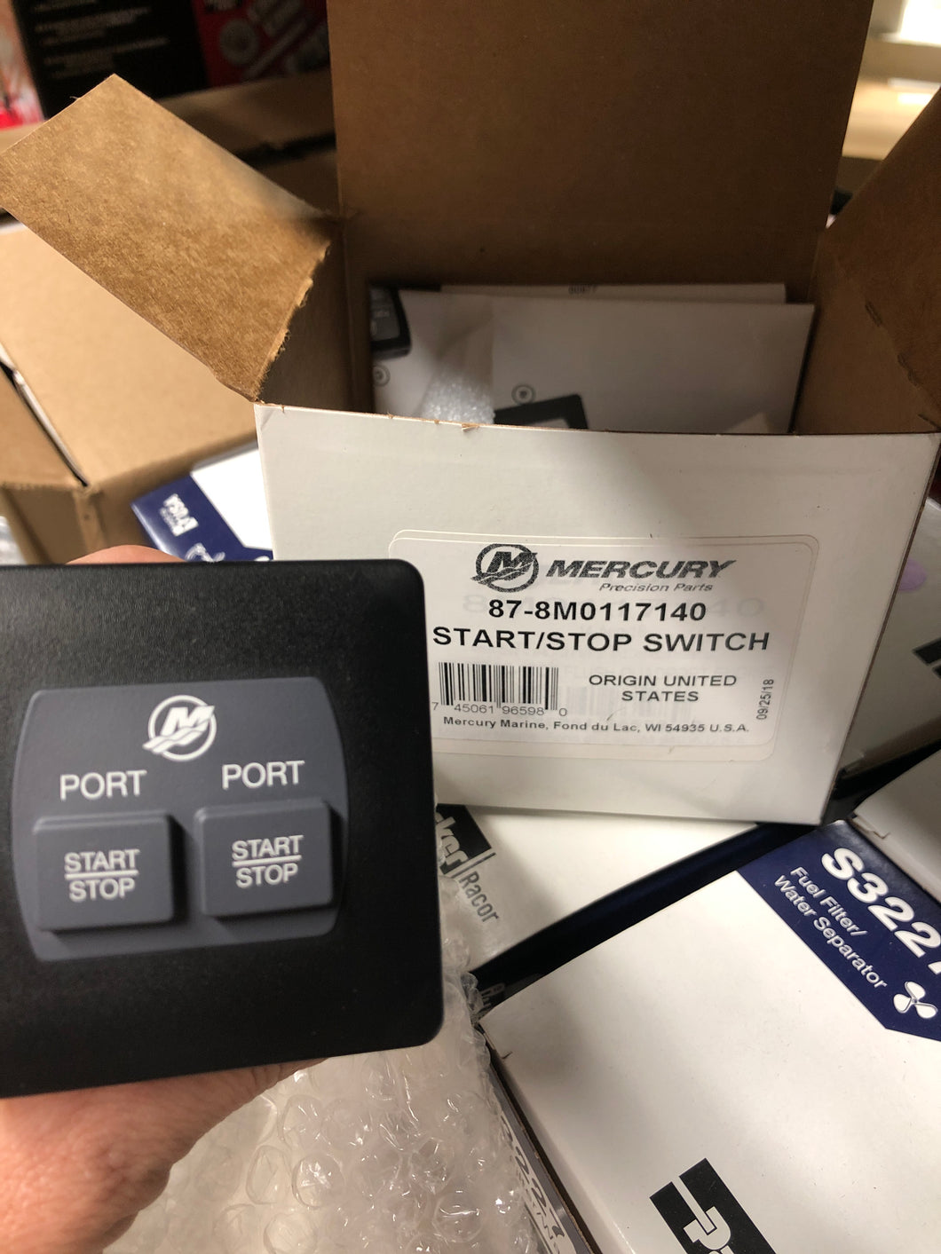 * 8M0117140 Mercury Marine Outboard Start/Stop Switch PORT Quad /225B -Modern Boat Sales & Service
