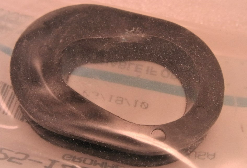 8M0068703 Mercury Marine Oil Sump Grommet -Modern Boat Sales & Service