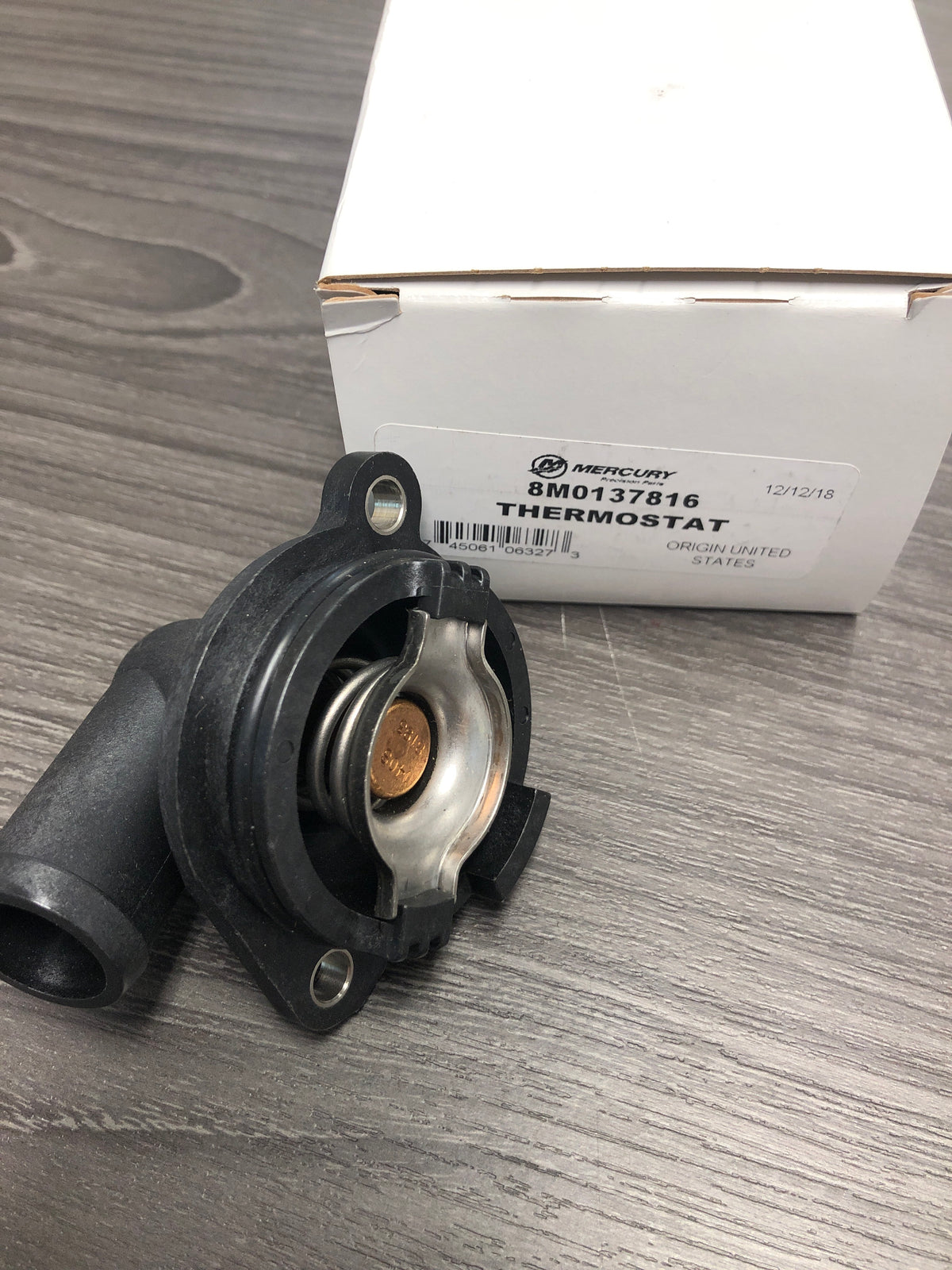 * 8M0137816 Mercury Marine Thermostat 8M0162139 /D2 -Modern Boat Sales & Service